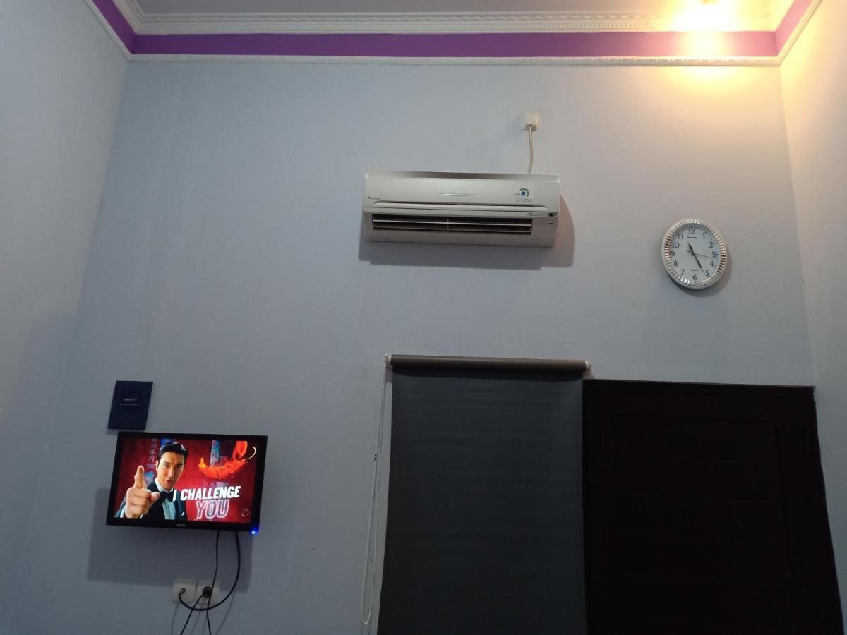 Homestay dan Kost 89 Jepara Bagian luar foto