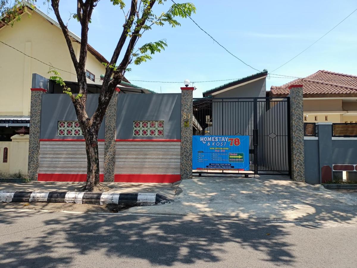 Homestay dan Kost 89 Jepara Bagian luar foto