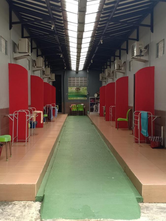 Homestay dan Kost 89 Jepara Bagian luar foto
